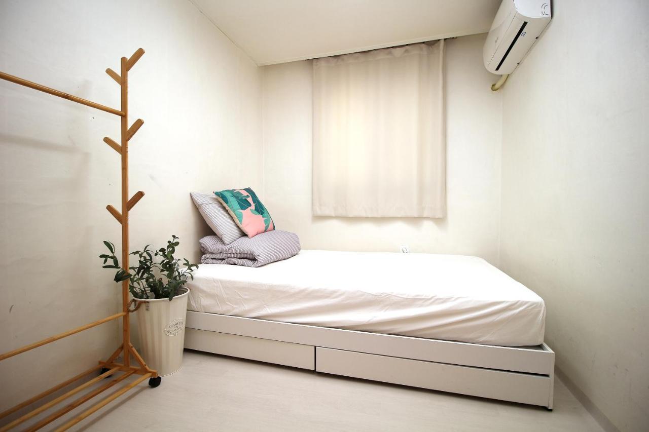 Guest house Yab-guesthouse, Femaleonly, Foreignonly